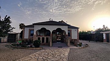 Foto Venta de casa con piscina en Alcolea (Córdoba), Las Cigüeñas