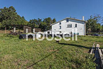 Venta de casas/chalet con terraza en Barallobre (Fene)