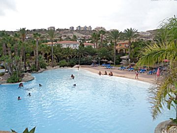 Imagen 1 Venta de casa con piscina en Alicante Capital
