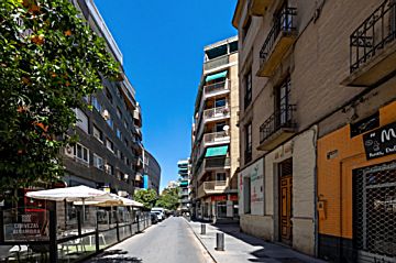 Foto Venta de piso con terraza en Centro - Sagrario (Granada), Plaza De Gracia
