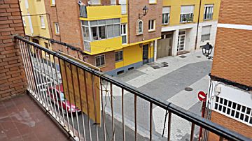  Venta de piso con terraza en Allende el Río (Palencia)