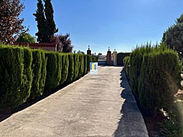 Foto Venta de casa con piscina y terraza en Arcenillas, ARCENILLAS
