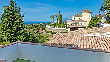 Imagen 1 Venta de casa con piscina en Elviria (Marbella (Municipio))