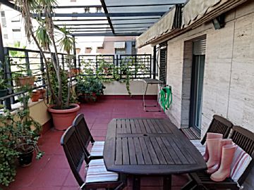 Foto Alquiler de piso con piscina y terraza en La Buhaira (Sevilla), Nervión