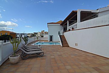 Foto Venta de casa con piscina y terraza en Patalavaca (Mogán), Arguineguín, Loma Dos