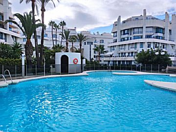 cdadf13b-06db-4c65-9373-472dbe48fddc.jpeg Alquiler de dúplex con piscina en Playa de la Fontanilla (Marbella (Municipio))