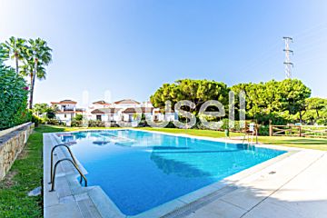  Venta de casas/chalet con piscina en Elviria (Marbella (Municipio))