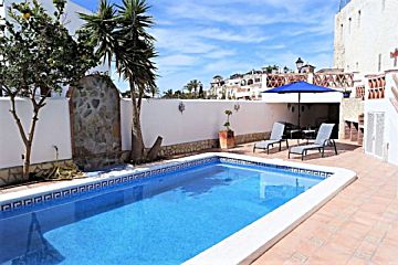  Venta de casas/chalet con piscina y terraza en El Peñoncillo (Torrox)