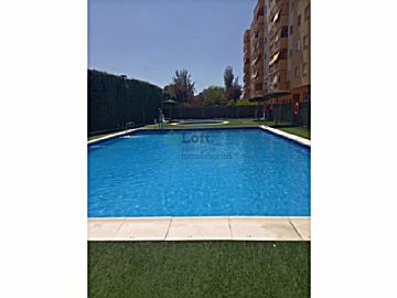 Foto 1 Venta de piso con piscina en Huerta Rosales-Valdepasillas (Badajoz), Valdepasillas