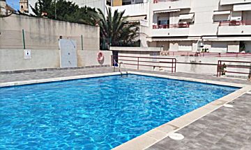 Foto Venta de piso con piscina y terraza en Torredembarra, CENTRE