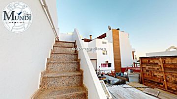 Foto Venta de piso con terraza en Corralejo (La Oliva), Corralejo