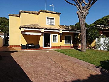 Foto Alquiler de casa con piscina en Chiclana de la Frontera, 2ª pista de La Barrosa