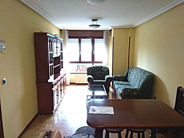 salon Venta de piso en Tenderina-Mercadín-Fozaneldi (Oviedo)