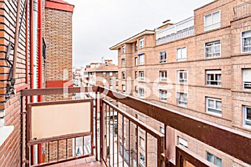  Venta de piso con terraza en Circular (Valladolid)