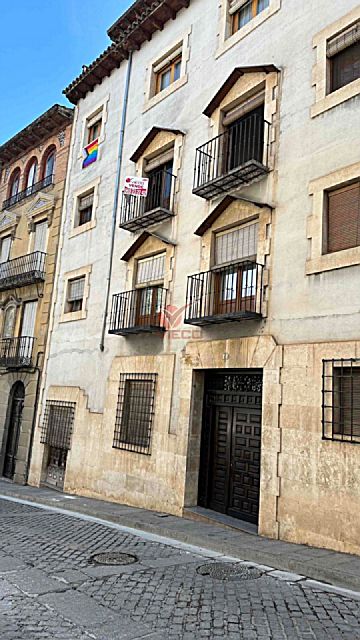 Imagen 1 Venta de piso en casco histórico (Cuenca)
