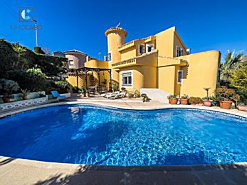 Foto Venta de casa con piscina y terraza en Cala Reona (Cartagena), CALA FLORES