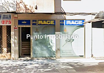  Venta de locales en Plaza España (Valladolid)