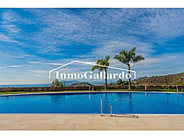 008113 Venta de ático con piscina y terraza en Añoreta - Paraíso del Sol (Rincón de la Victoria (Pueblo))