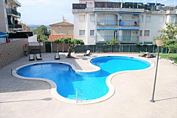 Foto Venta de casa con piscina y terraza en Torredembarra, *ELS MUNTS