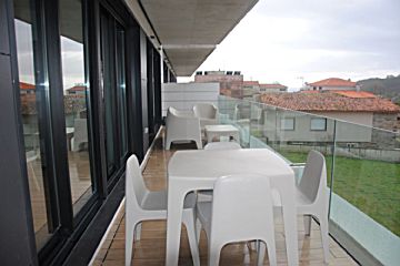  Alquiler de piso con piscina y terraza en Adina-Portonovo (Sanxenxo)