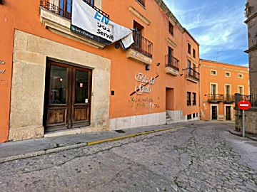 Foto 1 Venta de piso con terraza en Trujillo