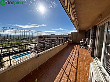 Foto Venta de ático con piscina y terraza en Juventud-Sanders (Granada), Sanders