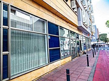  Alquiler de locales en Santa Catalina (Las Palmas G. Canaria)