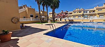 Imagen 1 Venta de piso con piscina en La Siesta, El Salado, Torreta, El Chaparral (Torrevieja)