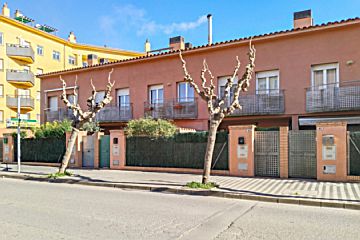 Foto Venta de casa con terraza en Centre (Figueres), Parc Bosc-Castell