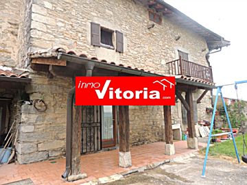  Venta de casas/chalet con terraza en Otogoien-Hueto Arriba (Vitoria-Gasteiz-Capital)